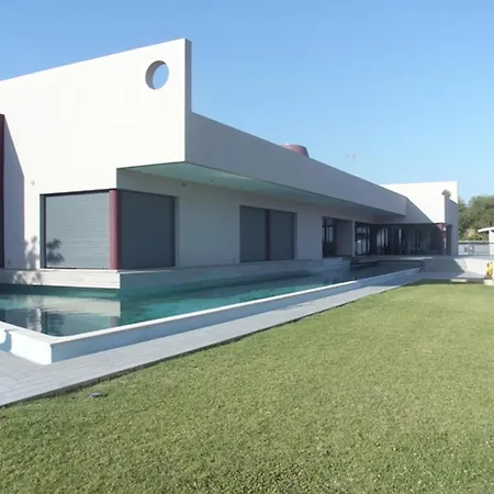 ゲストハウス Amazing House With Private Pool