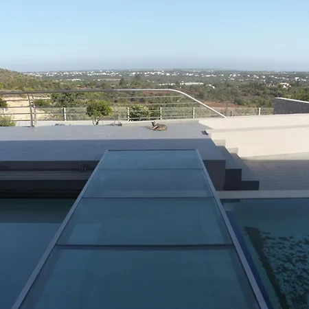ゲストハウス Amazing House With Private Pool ローレ