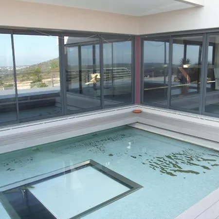 Amazing House With Private Pool ゲストハウス ローレ
