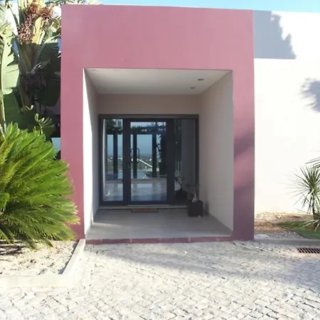 Amazing House With Private Pool ゲストハウス ローレ